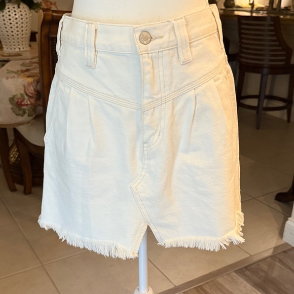 We The Free Pants - We the People Women's Cream Frayed Hem Shorts
